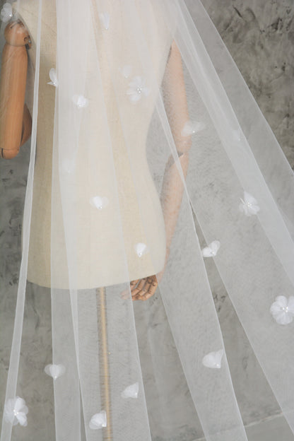 3D WEDDING VEIL WITH LACE