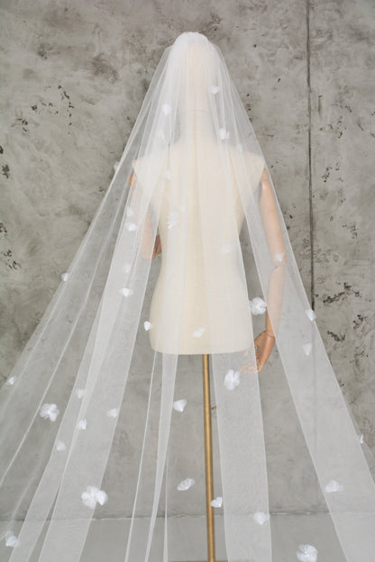 3D WEDDING VEIL WITH LACE