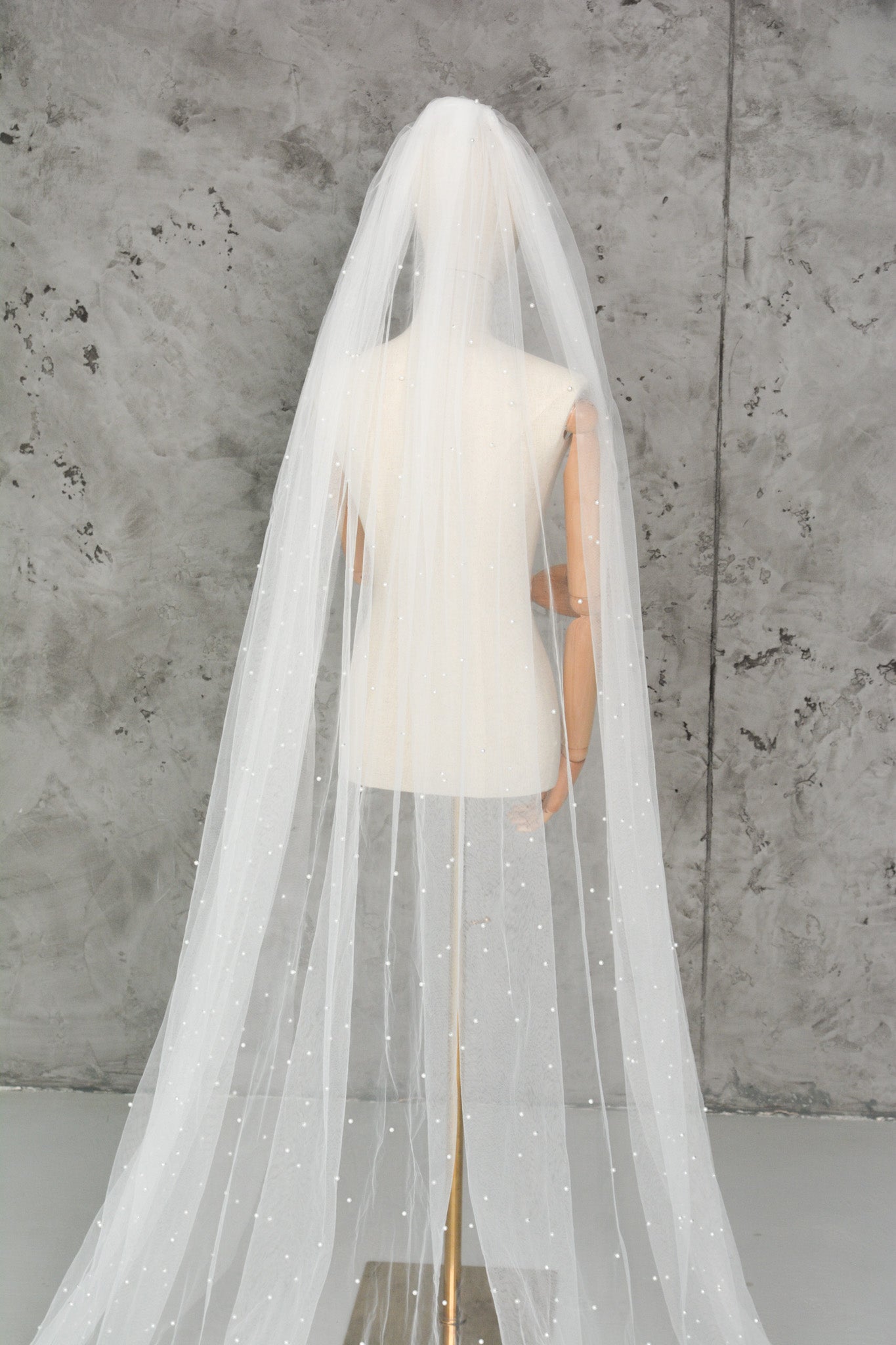 PEARL BRIDE VEIL