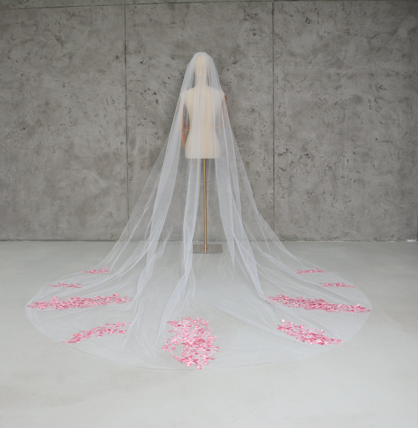 PINK FLORAL VEIL