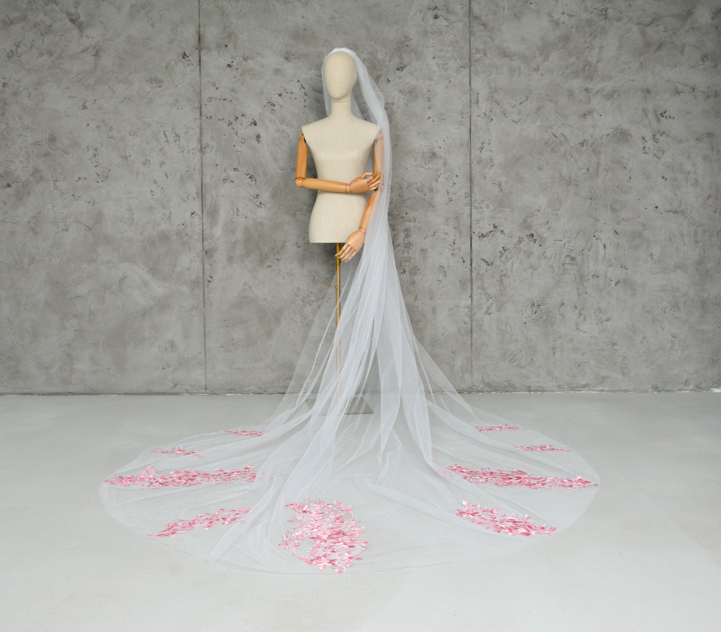 PINK FLORAL VEIL