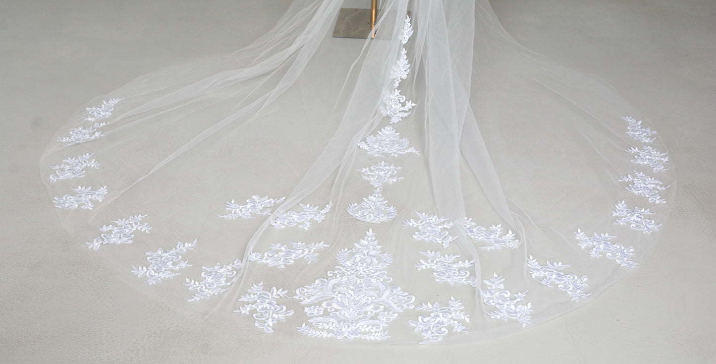 LACE WEDDING VEIL