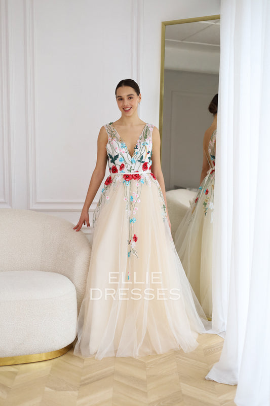 Colorful Wedding Dress with detachable sleeves